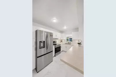 5835 SW 144th Cir Pl, Miami, FL 33183 - Photo 9