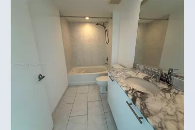 951 Brickell Ave #3703, Miami, FL 33131 - Photo 5
