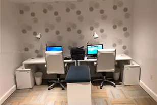 951 Brickell Ave, Miami, FL 33131 - Photo 17