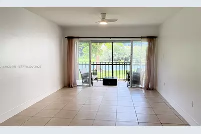8775 Park Blvd #104, Miami, FL 33172 - Photo 5