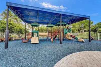 17027 NW 19th St, Pembroke Pines, FL 33028 - Photo 61