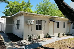 417 SE 14th Ct, Fort Lauderdale, FL 33316 - Photo 1