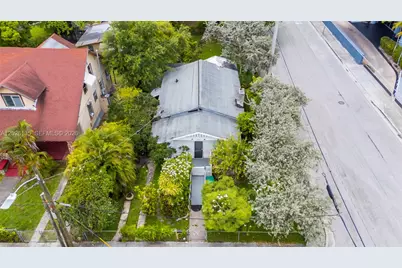 1246 NW 9th Ave, Miami, FL 33136 - Photo 13
