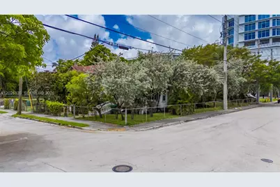 1246 NW 9th Ave, Miami, FL 33136 - Photo 15