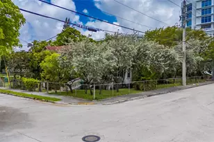 1246 NW 9th Ave, Miami, FL 33136 - Photo 15