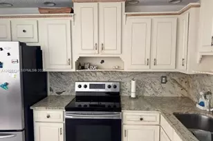 5403 NW 27th Ave, Tamarac, FL 33309 - Photo 3