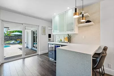 2010 NE 57th St, Fort Lauderdale, FL 33308 - Photo 17