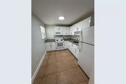 1208 Salzedo St #18, Coral Gables, FL 33134 - Photo 3