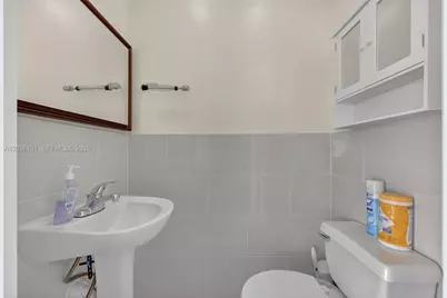 12718 NW 6th Ln, Miami, FL 33182 - Photo 37