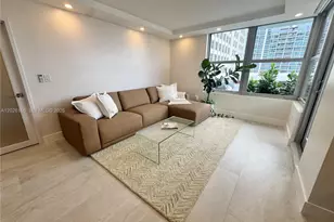 2899 Collins Ave, Miami Beach, FL 33140 - Photo 3