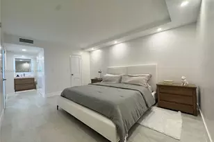 2899 Collins Ave, Miami Beach, FL 33140 - Photo 7