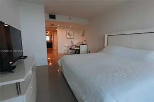 1717 N Bayshore Dr, Miami, FL 33132 - Photo 9