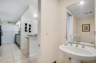 6917 Collins Ave, Miami Beach, FL 33141 - Photo 19