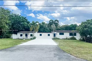 12200 NW 20th Ct, Plantation, FL 33323 - Photo 1