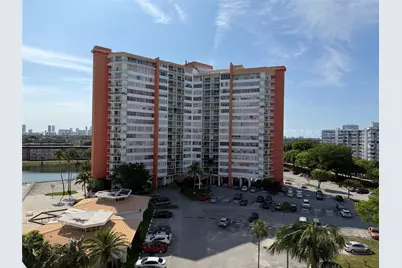 1301 NE Miami Gardens Dr #711W, Miami, FL 33179 - Photo 1