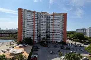 1301 NE Miami Gardens Dr, Miami, FL 33179 - Photo 1