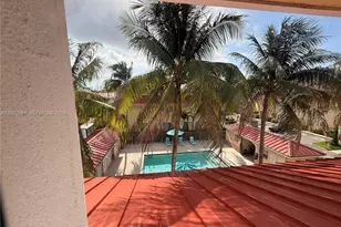 2028 NE 167th St, North Miami Beach, FL 33162 - Photo 13