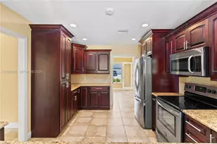 5160 SW 18th Ct, Plantation, FL 33317 - Photo 17