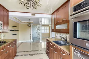 850 E Commercial Blvd, Oakland Park, FL 33334 - Photo 5