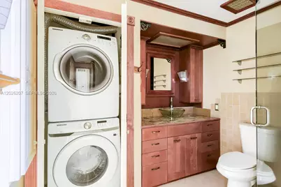 850 E Commercial Blvd #220C, Oakland Park, FL 33334 - Photo 9