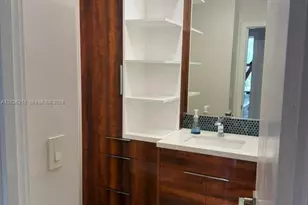2500 Parkview Dr, Hallandale Beach, FL 33009 - Photo 7