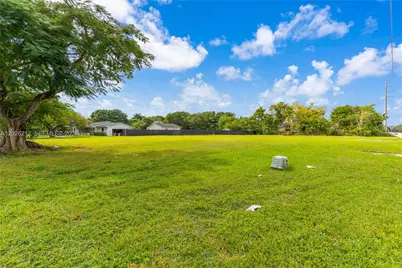 13600 SW 107th Ave, Miami, FL 33176 - Photo 17