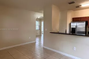 9153 SW 227th St, Cutler Bay, FL 33190 - Photo 5
