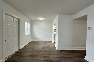 2910 Pierce St, Hollywood, FL 33020 - Photo 5