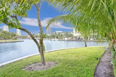 450 Paradise Isle Blvd #204, Hallandale Beach, FL 33009 - Photo 33