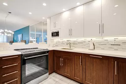 450 Paradise Isle Blvd #204, Hallandale Beach, FL 33009 - Photo 27
