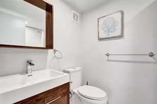 450 Paradise Isle Blvd, Hallandale Beach, FL 33009 - Photo 13