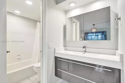 450 Paradise Isle Blvd #204, Hallandale Beach, FL 33009 - Photo 3