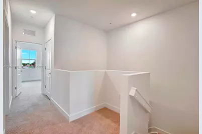 129 SW 171st Way, Pembroke Pines, FL 33027 - Photo 25