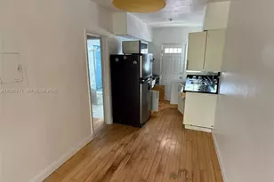 8080 Tatum Waterway Dr, Miami Beach, FL 33141 - Photo 9