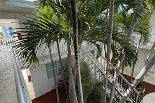 8080 Tatum Waterway Dr, Miami Beach, FL 33141 - Photo 5