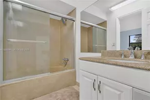 9355 SW 8th St, Boca Raton, FL 33428 - Photo 21