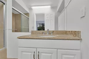 9355 SW 8th St, Boca Raton, FL 33428 - Photo 23