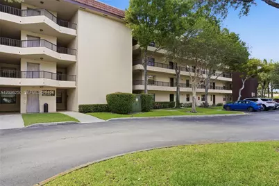 10451 W Broward Blvd #209, Plantation, FL 33324 - Photo 3