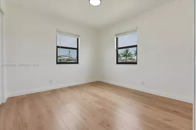 813 NW 6th Ave, Florida City, FL 33034 - Photo 11