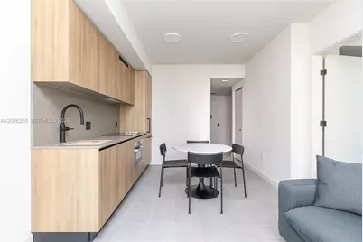 121 NE 5th St #510, Miami, FL 33132 - Photo 1