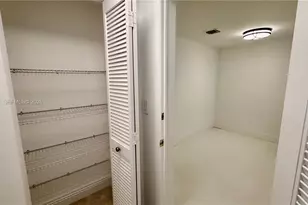 [Address not provided], Miami Beach, FL 33140 - Photo 27