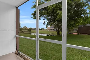 9601 Sunrise Lakes Blvd, Sunrise, FL 33322 - Photo 9