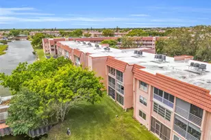 9601 Sunrise Lakes Blvd, Sunrise, FL 33322 - Photo 25