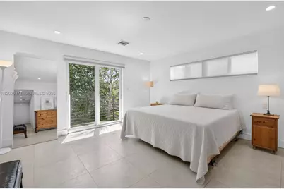 560 SW 6th Ave, Fort Lauderdale, FL 33315 - Photo 17