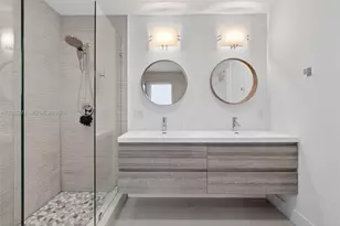 560 SW 6th Ave, Fort Lauderdale, FL 33315 - Photo 23