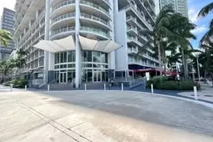 690 SW 1st Ct, Miami, FL 33130 - Photo 3