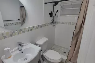 1052 SW 79th Ave, Miami, FL 33144 - Photo 15
