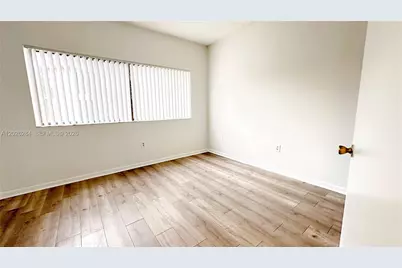 2445 SW 18th Ter #107, Fort Lauderdale, FL 33315 - Photo 15