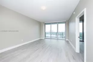 16385 Biscayne Blvd, North Miami Beach, FL 33160 - Photo 5