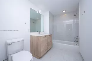 16385 Biscayne Blvd, North Miami Beach, FL 33160 - Photo 19